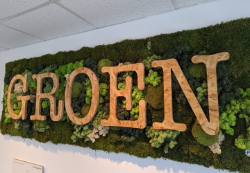 Naturewall met OSB freesletters