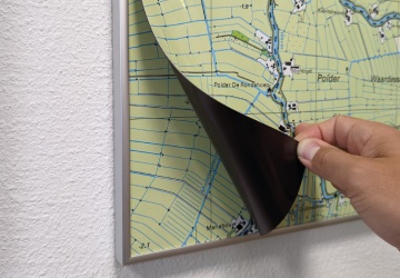 Staalbond met magneetfolie