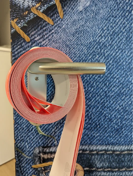 Wij kunnen stickers ook op rol leveren! Wij kunnen stickers ook op rol leveren!